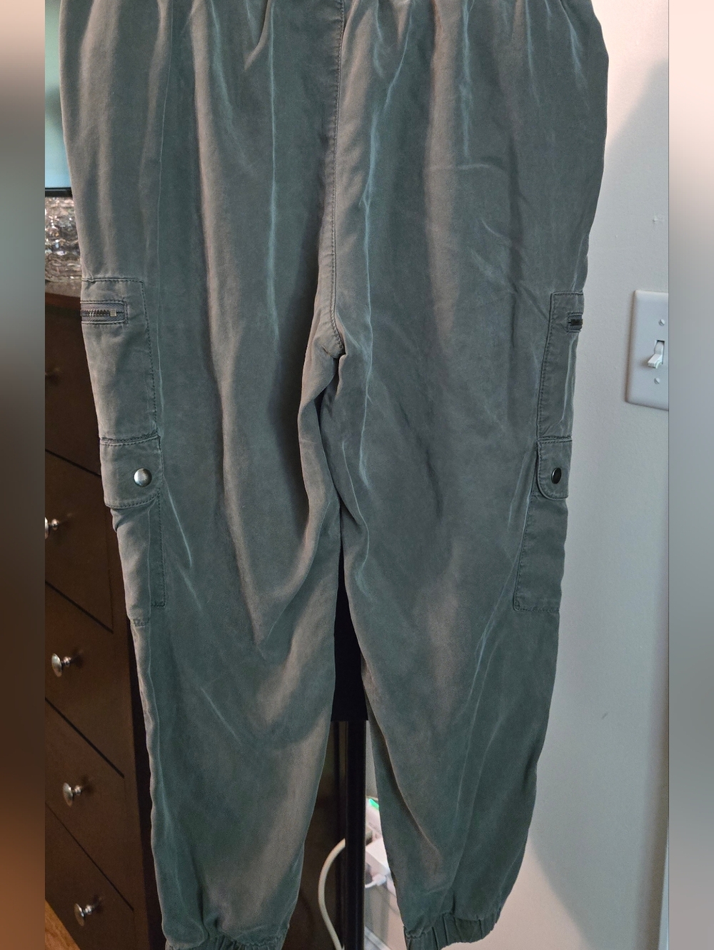 Banana Republic Olive Green Cargo Jogger Pants Petite Medium - Picture 8 of 9